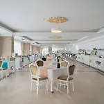 Maya World Imperial غويْنوك
