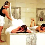 Maya World Imperial 4*