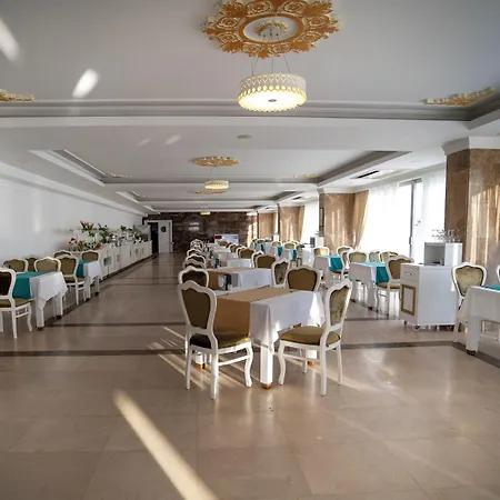 Hotel Maya World Imperial 4*