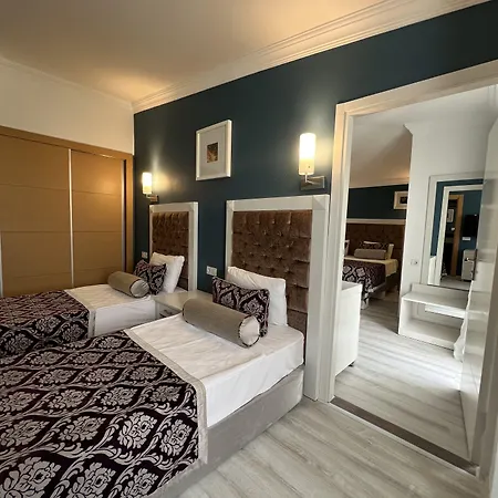 Maya World Imperial Hotel 4*