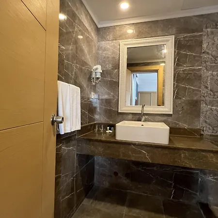 Hotel Maya World Imperial