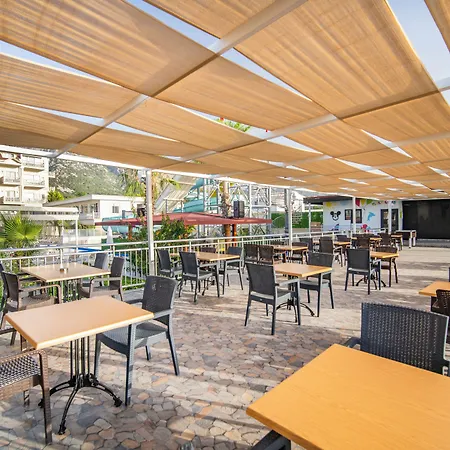 Hotel Maya World Imperial