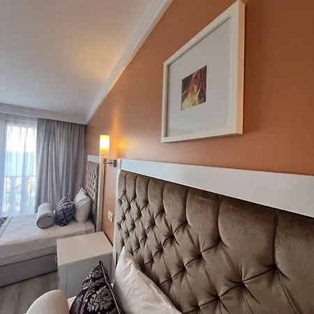 Hotel Maya World Imperial